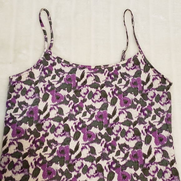 BOGO Free🦋 Ann Taylor Loft Floral Spaghetti Strap Tank Top - Picture 3 of 11